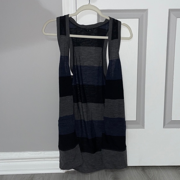 Theory sleeveless cardigan - Picture 1 of 3